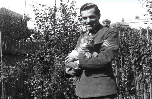 Sergeant Fernie and Private Puss. Wellington, 1941